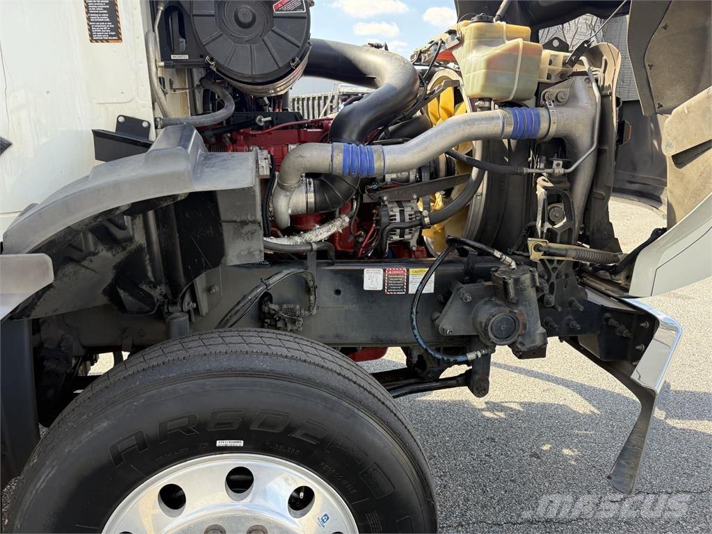 Mack GR64B9 Çekiciler