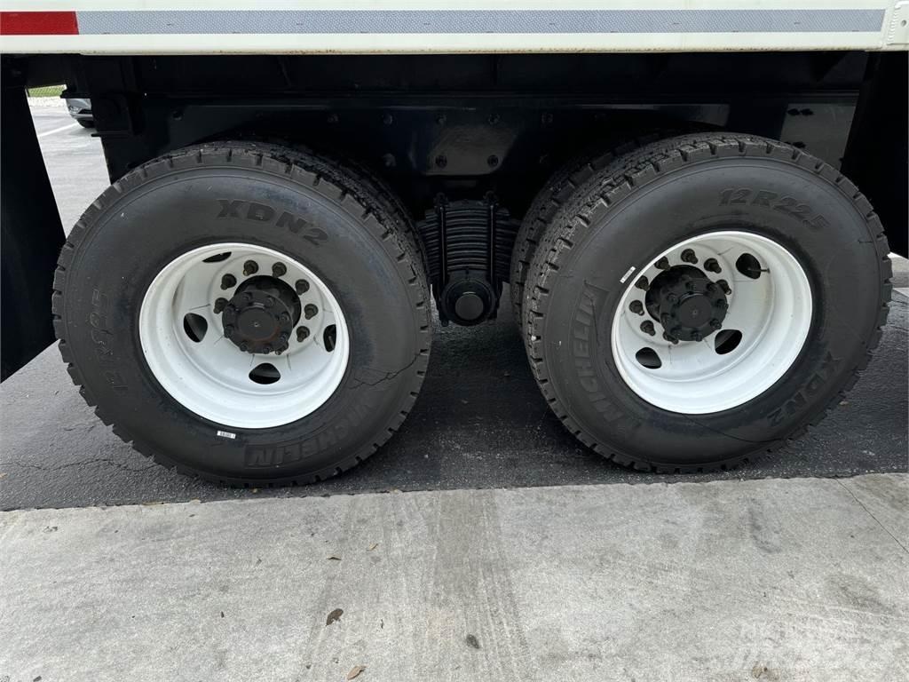 Mack GR64BRX Damperli kamyonlar