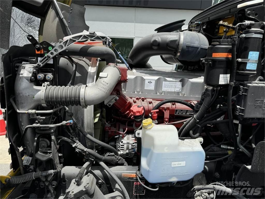Mack GR64BRX Damperli kamyonlar
