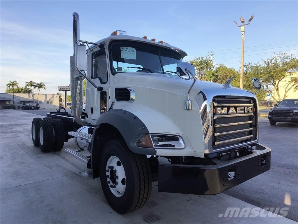 Mack GR64BX Damperli kamyonlar