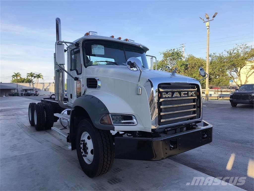 Mack GR64BX Damperli kamyonlar