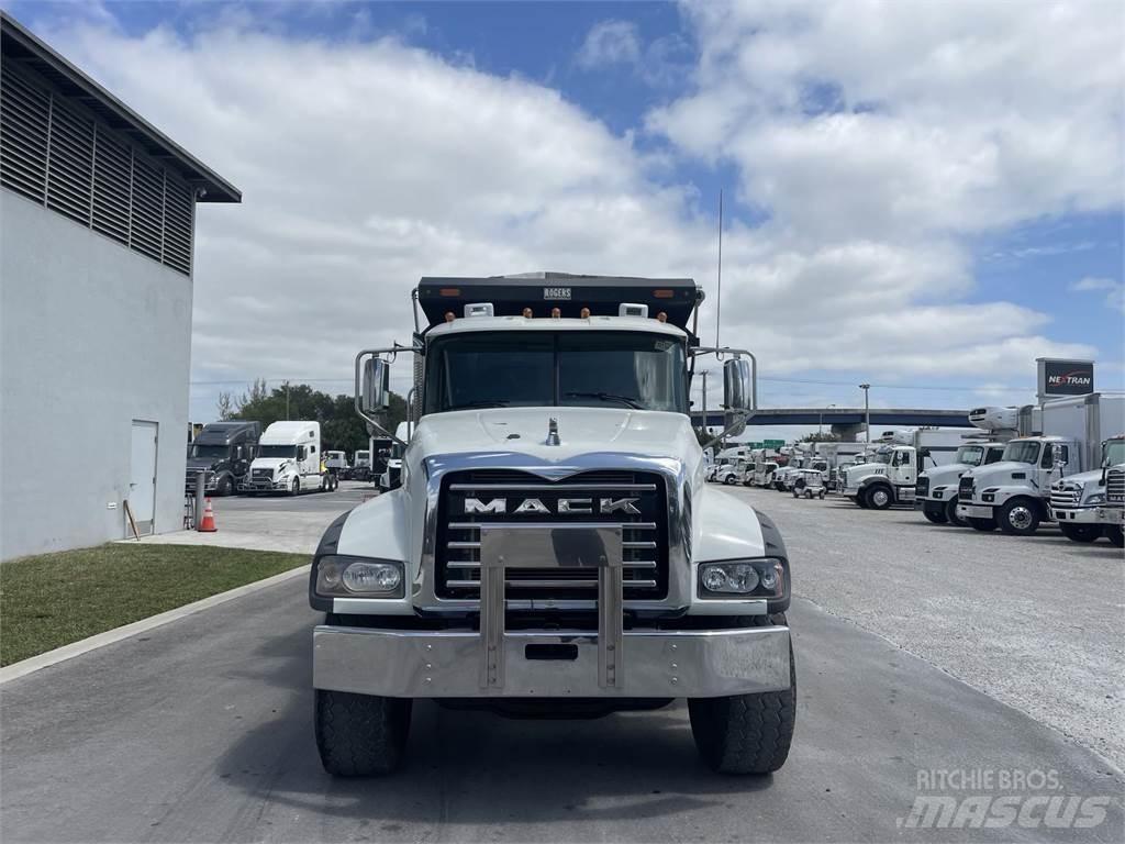 Mack GR64F Damperli kamyonlar