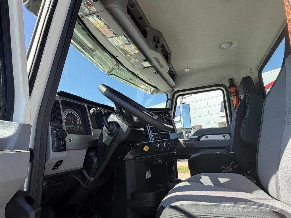 Mack GR64F Diger kamyonlar