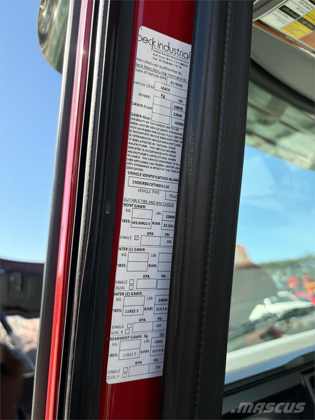 Mack GR64FR Transmikserler