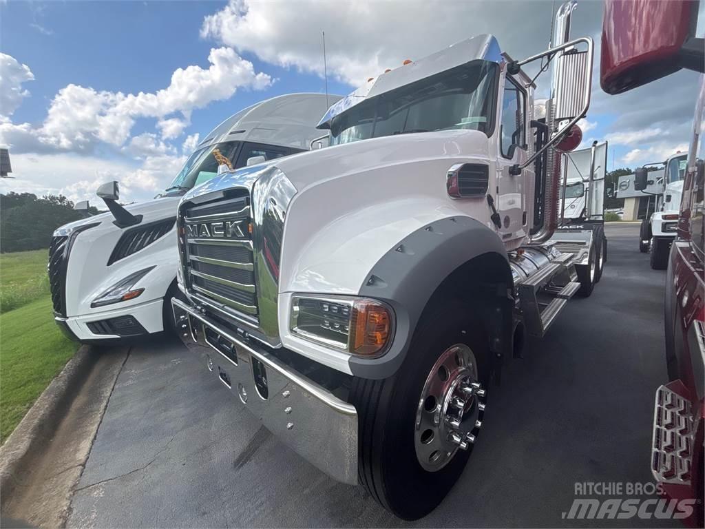 Mack GR64FT Çekiciler
