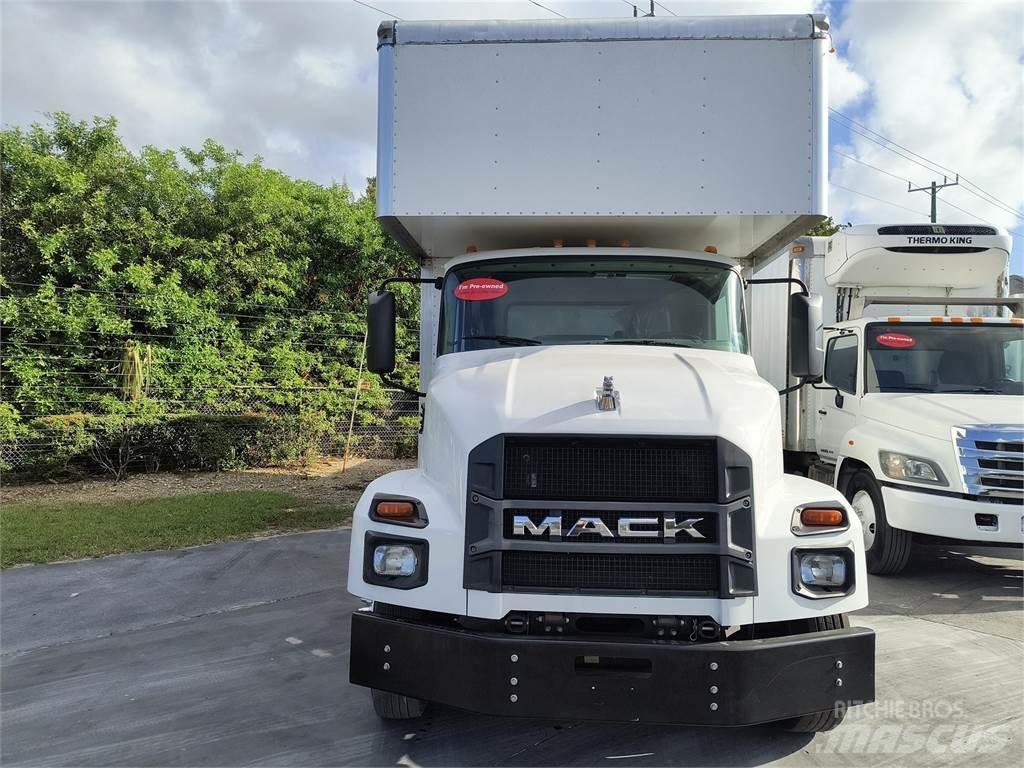 Mack MD6 Kapali kasa kamyonlar