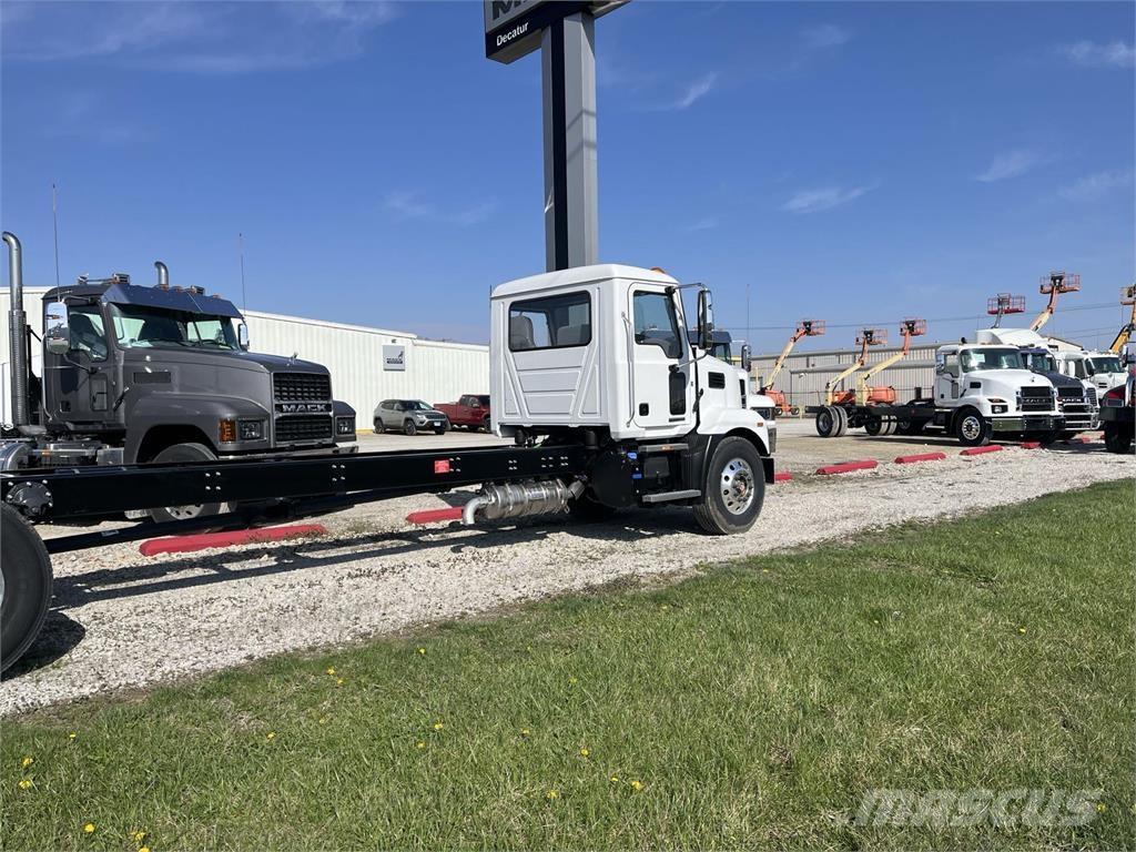 Mack MD6 42R Çekiciler