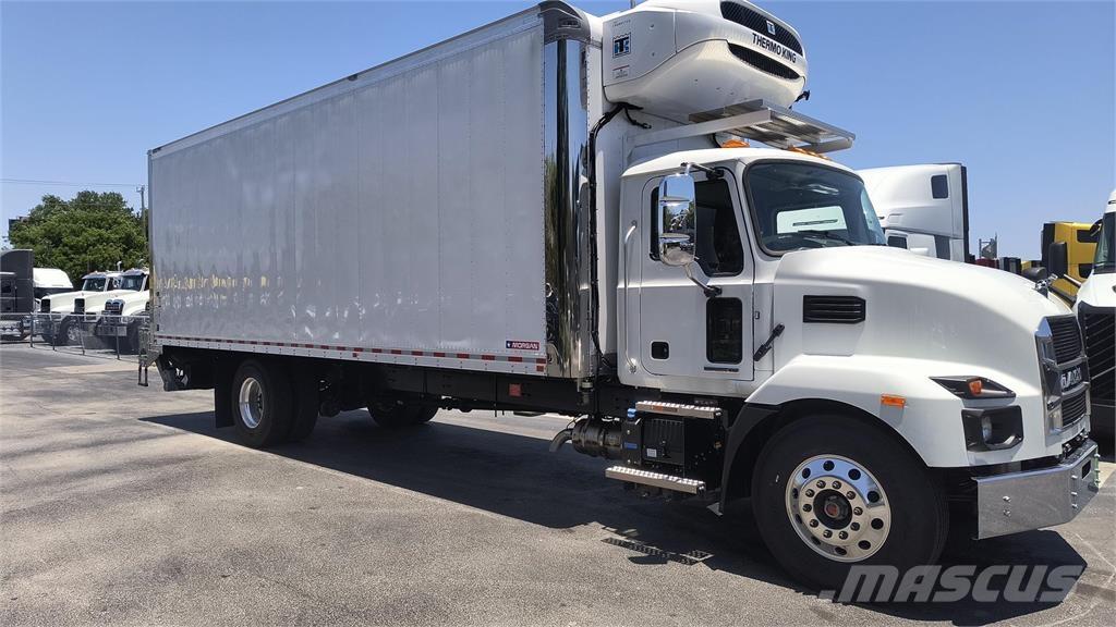 Mack MD6 42R Kapali kasa kamyonlar