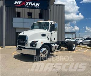 Mack MD642 Çekiciler