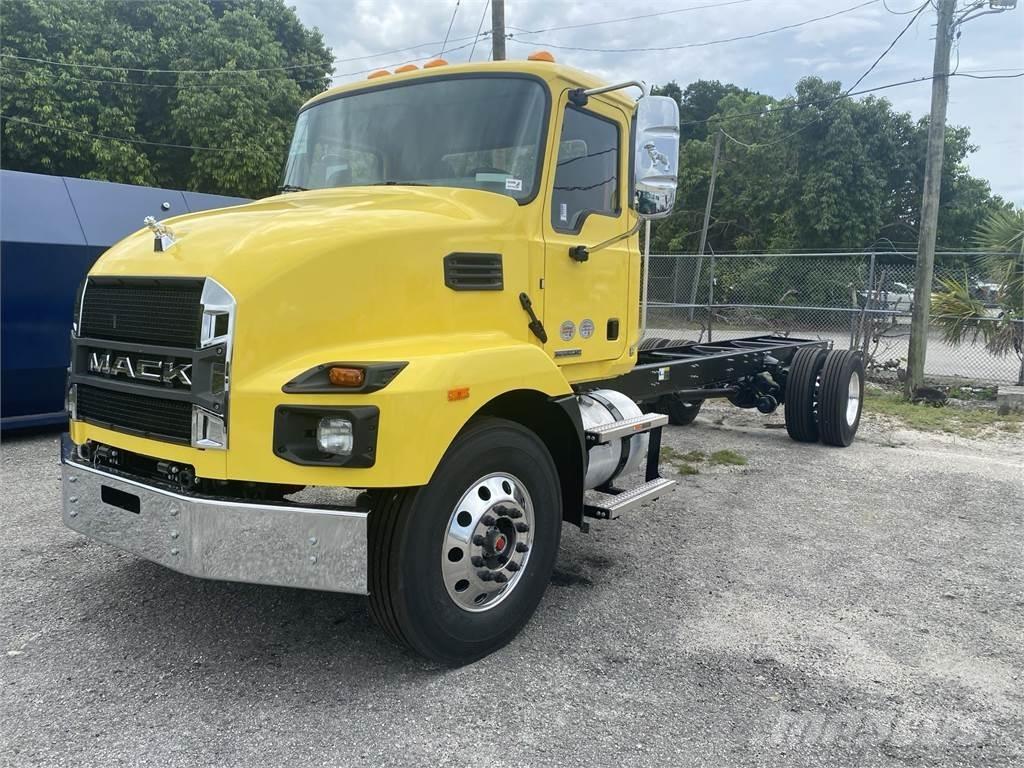 Mack MD7 42R Diger