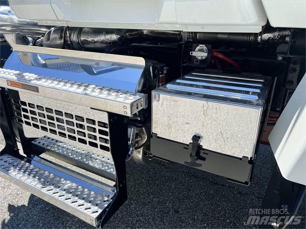 Mack PI64T Çekiciler