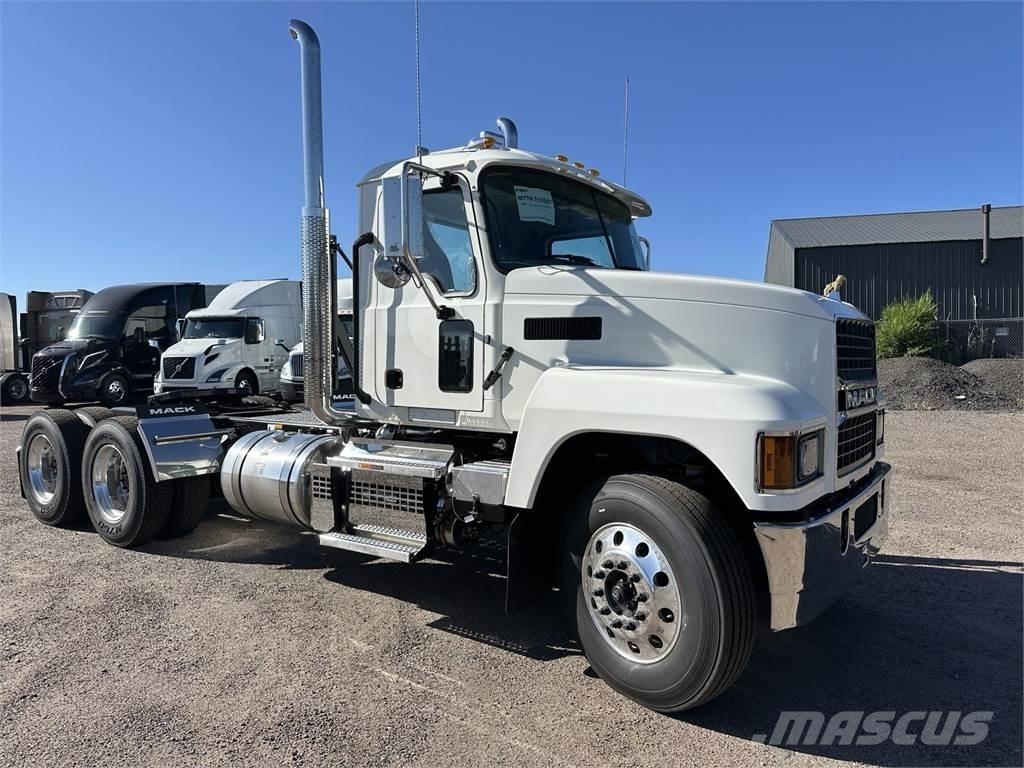Mack PI64T Çekiciler