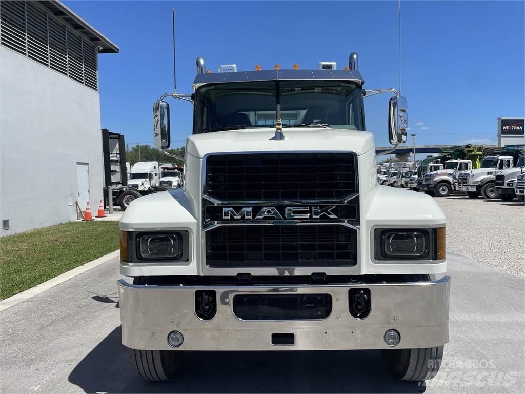 Mack PI64T Çekiciler