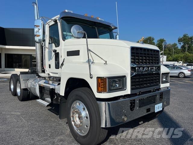 Mack PI64T Çekiciler