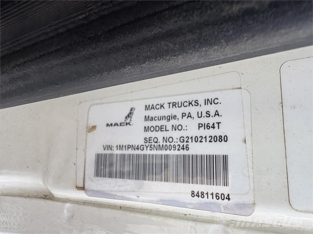 Mack PI64T Çekiciler