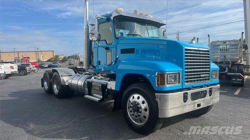 Mack PI64T Çekiciler