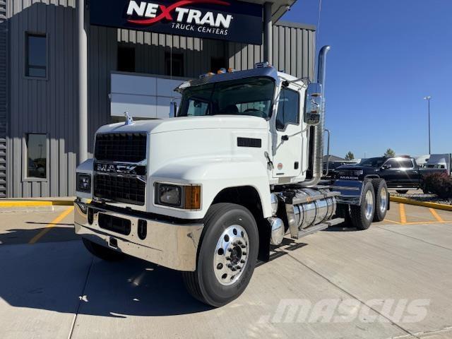 Mack PI64T Çekiciler