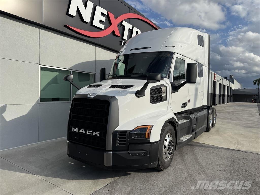 Mack PR64T Çekiciler