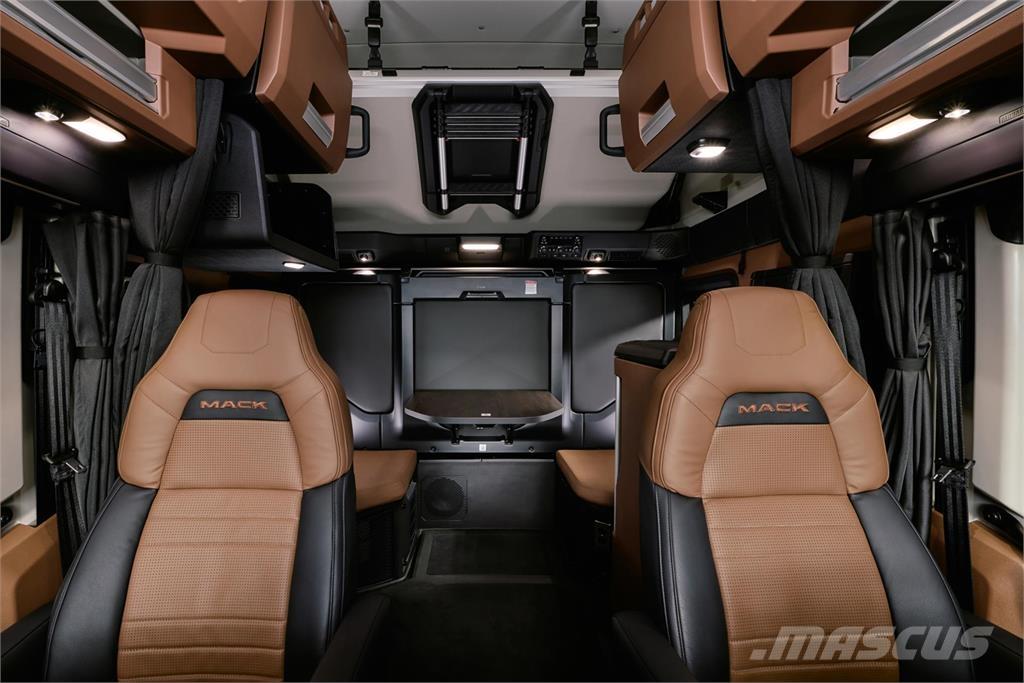 Mack PR64T Çekiciler