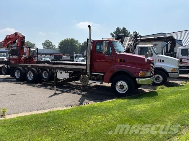 Sterling TRUCK LT9522 Çekiciler