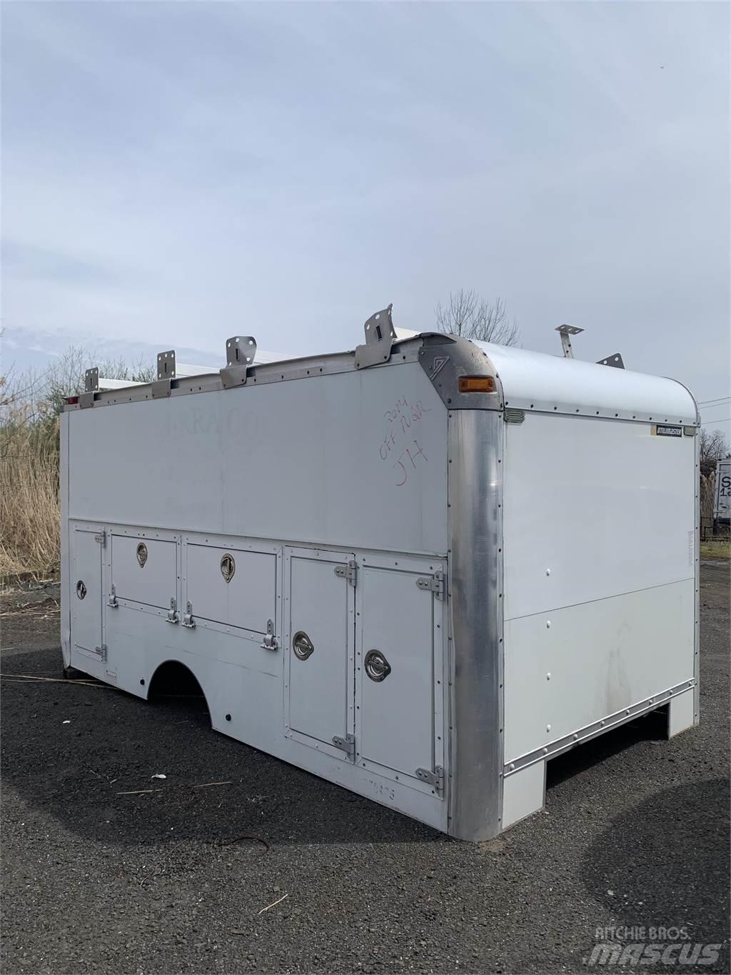  utilimaster 15 Foot Diger kamyonlar