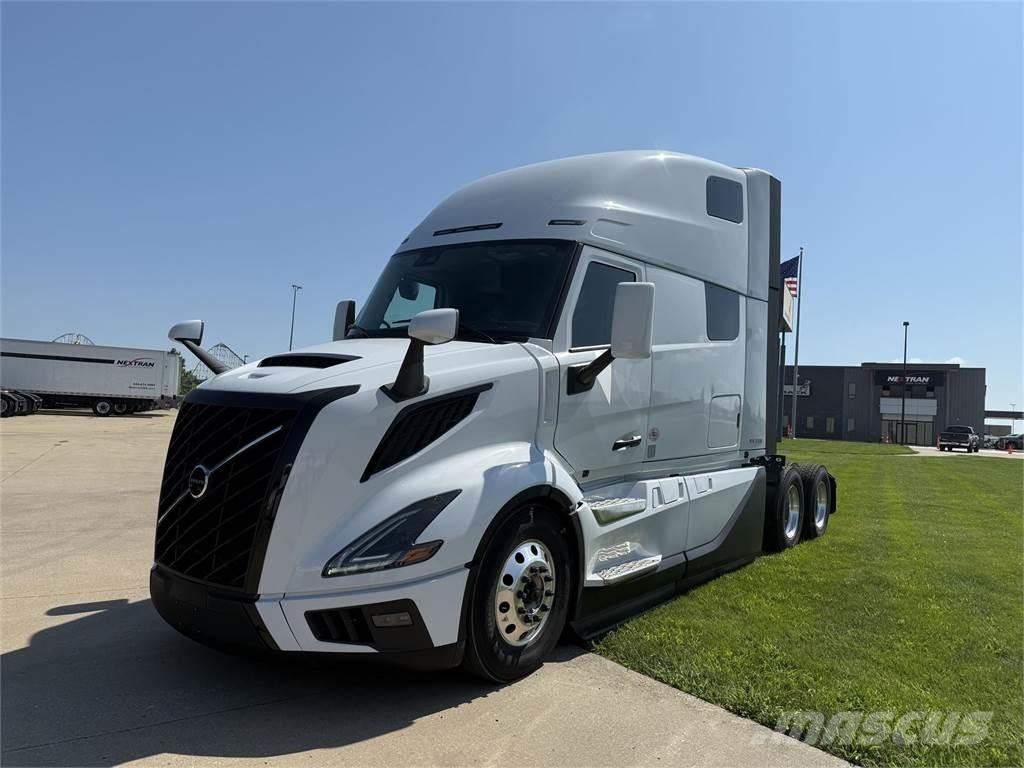 Volvo NEW VNL860 Çekiciler