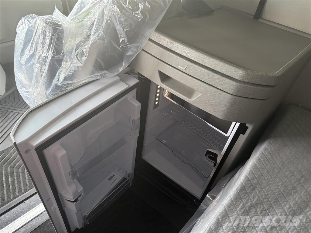 Volvo NEW VNL860 Çekiciler