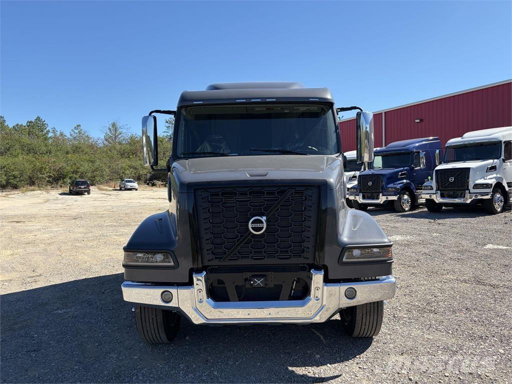 Volvo VAH64600 Vinçli kamyonlar