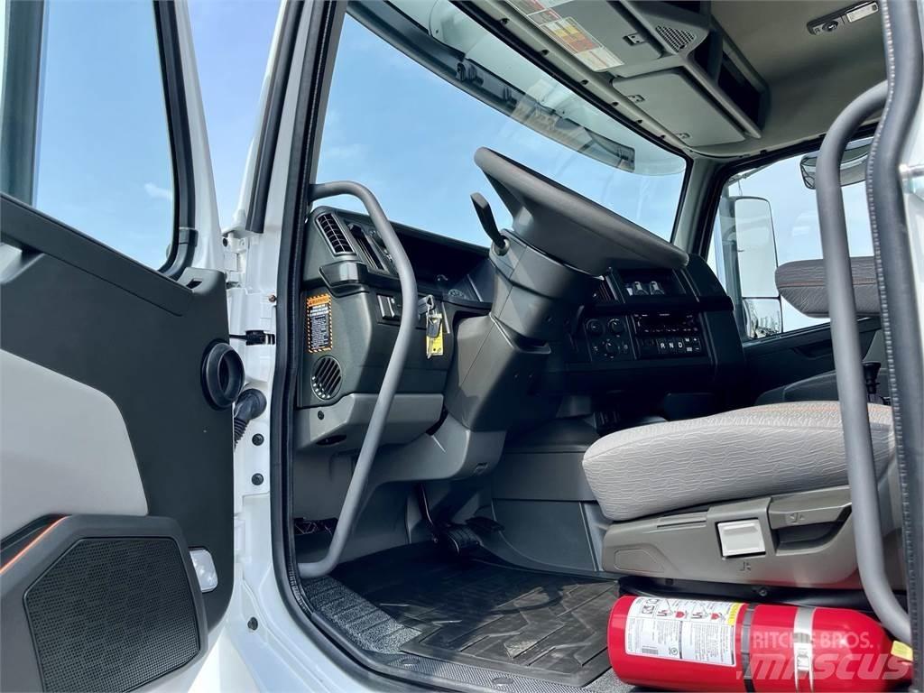 Volvo VHD64F300 Damperli kamyonlar