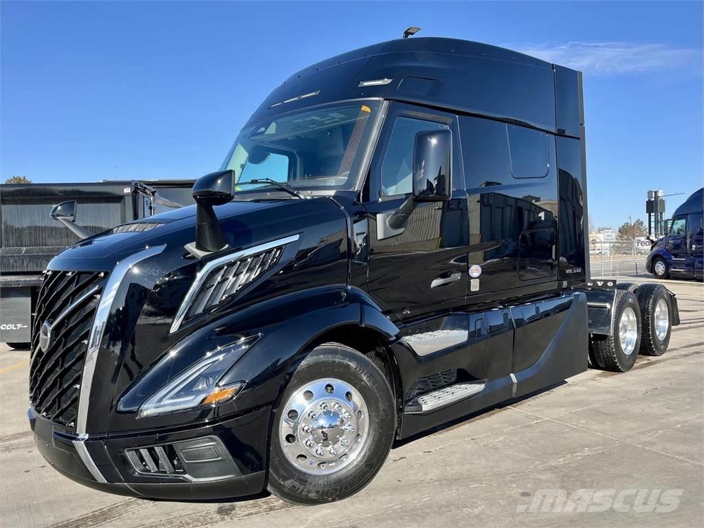 Volvo VNL64T640 Çekiciler