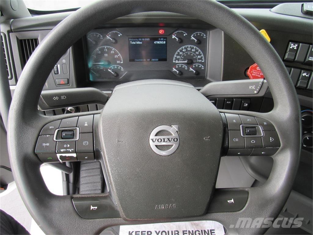 Volvo VNL64T760 Çekiciler