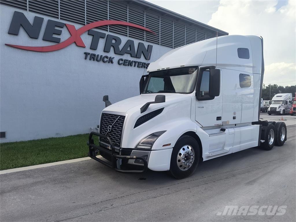 Volvo VNL64T760 Çekiciler