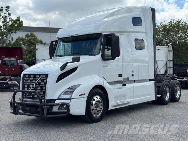 Volvo VNL64T760 Çekiciler