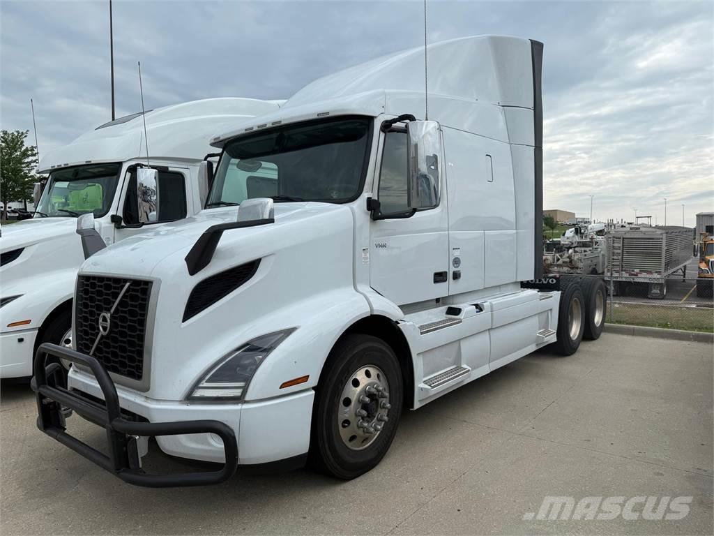 Volvo VNL64T760 Çekiciler