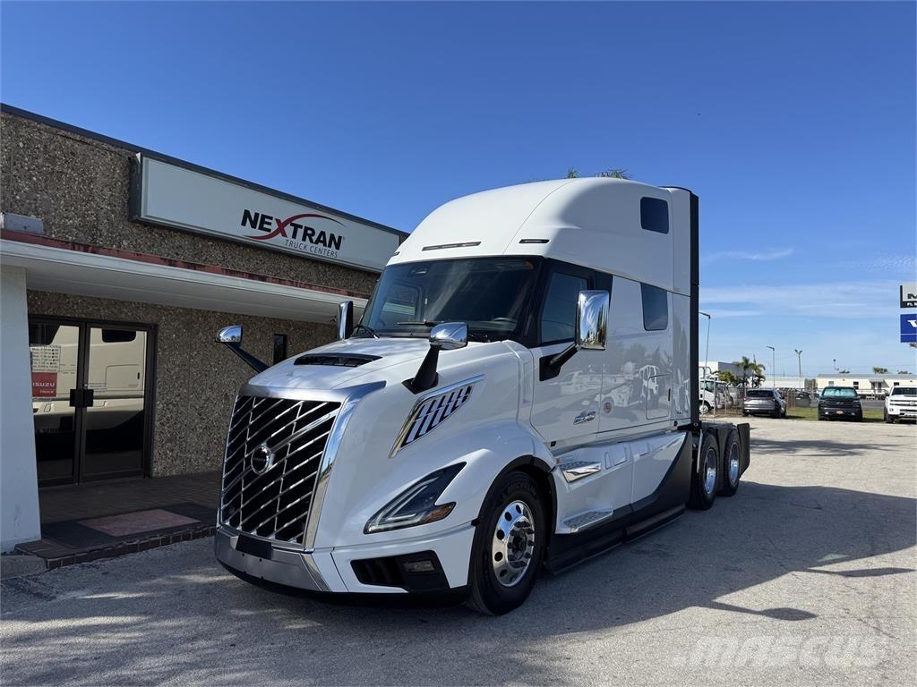 Volvo VNL64T860 Çekiciler