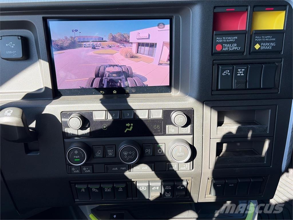 Volvo VNL64T860 Çekiciler