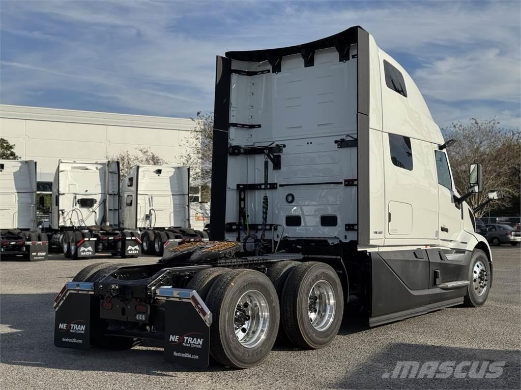 Volvo VNL64T860 Çekiciler