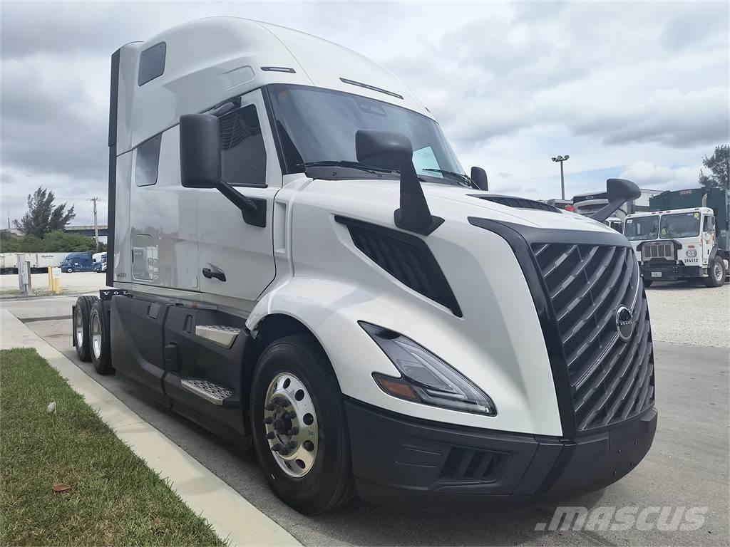 Volvo VNL64T860 Çekiciler