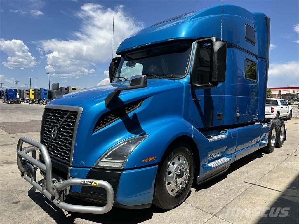 Volvo VNL64T860 Çekiciler