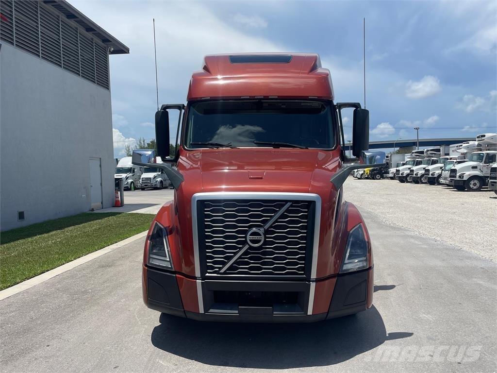 Volvo VNL64T860 Çekiciler