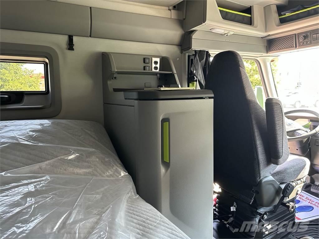 Volvo VNL64T860 Çekiciler