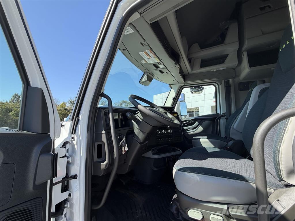 Volvo VNL64T860 Çekiciler