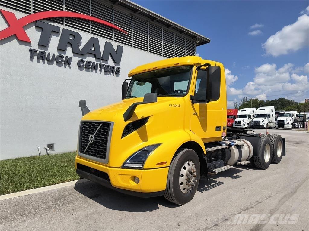 Volvo VNR64T300 Çekiciler