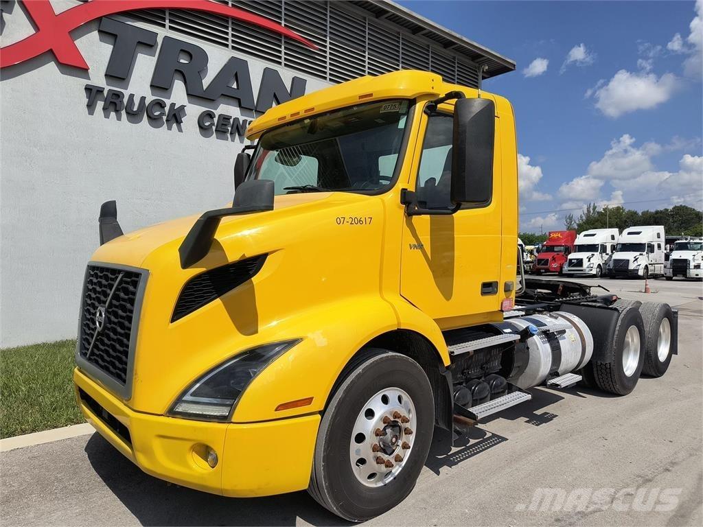 Volvo VNR64T300 Çekiciler