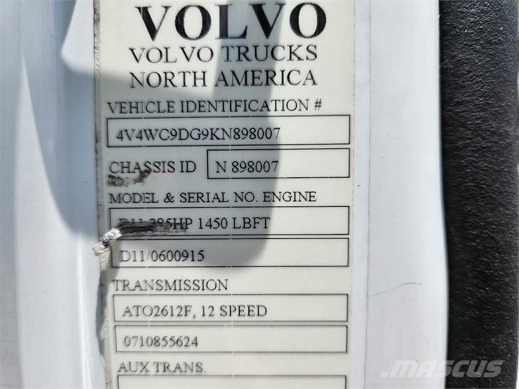 Volvo VNR64T300 Çekiciler