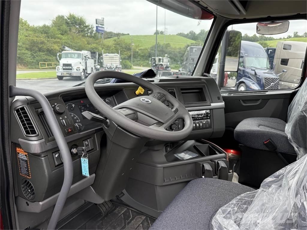 Volvo VNR64T300 Çekiciler