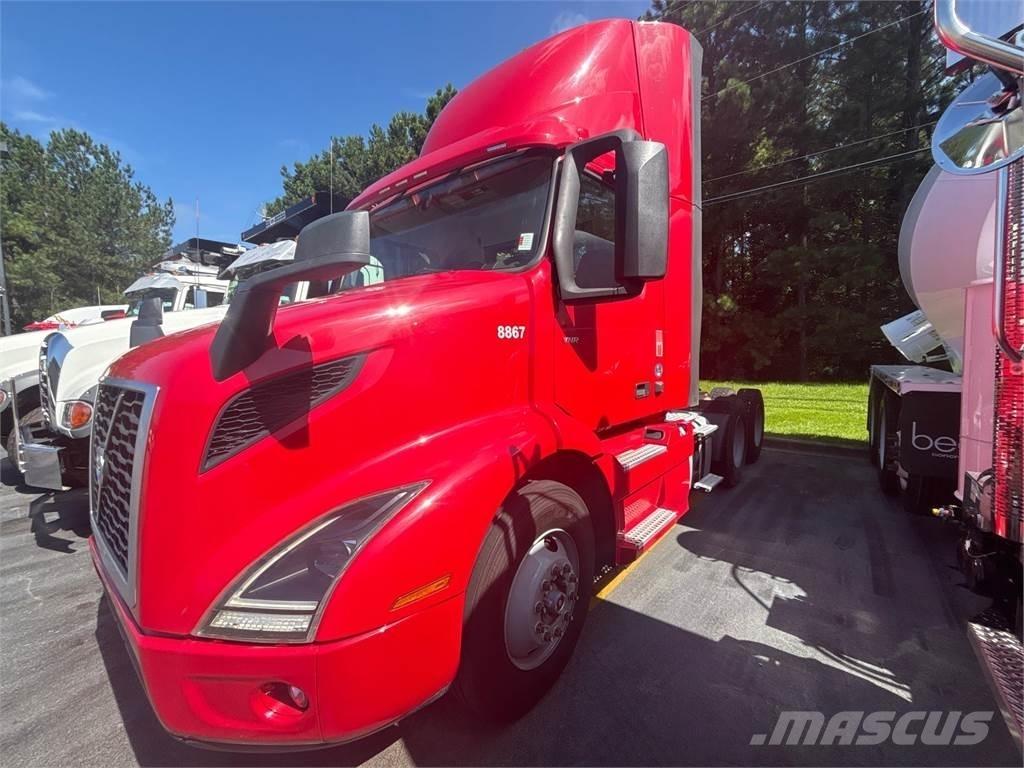 Volvo VNR64T300 Çekiciler