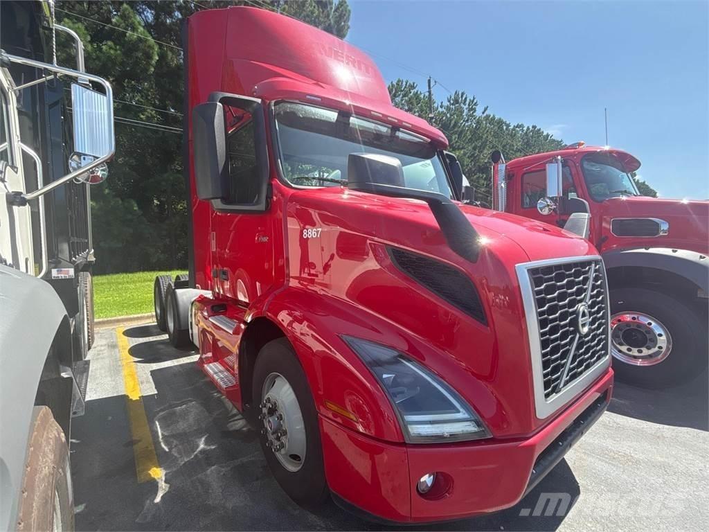 Volvo VNR64T300 Çekiciler