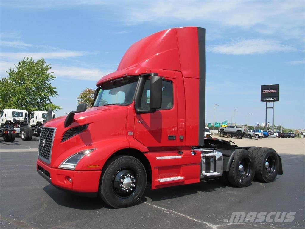 Volvo VNR64T300 Çekiciler