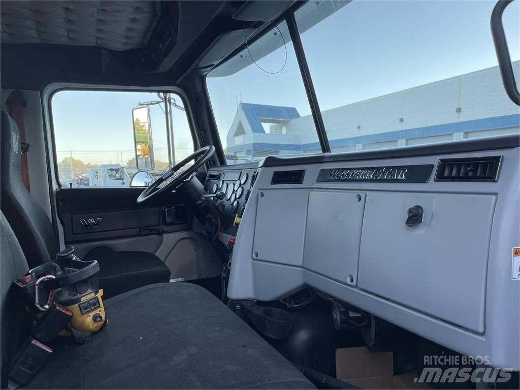 Western Star 4700SB Çekiciler